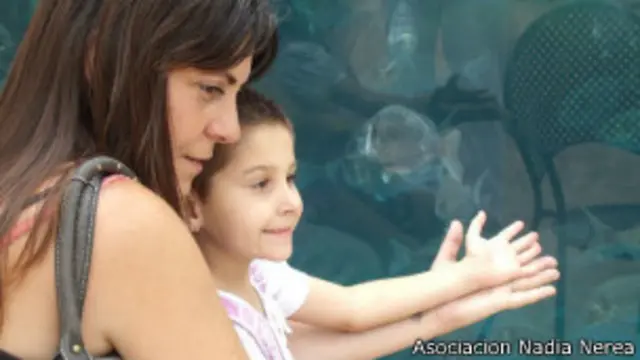 lLa madre de Nadia Nerea (derecha), Marga Garau (izquierda).),