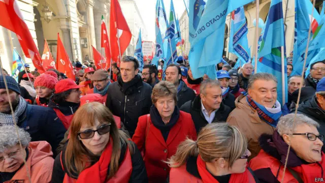 участники марша протеста 