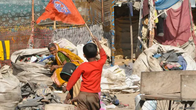 मुस्लिम बच्चा, वेदनगर, आगरा