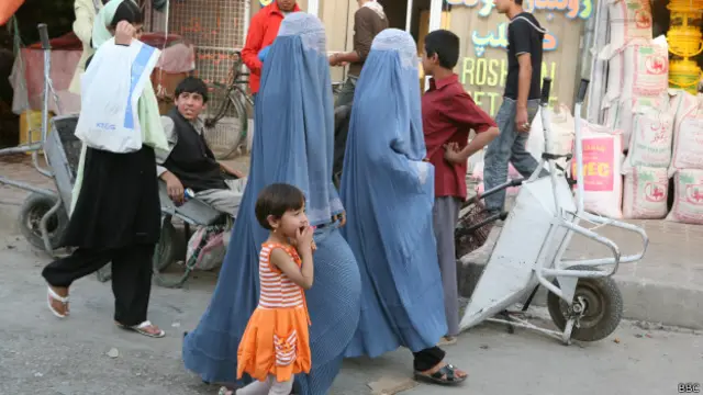 Mulheres de burca | Foto: BBC
