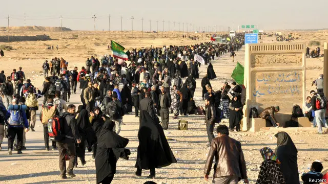 مسیری که از مهران در استان ایلام آغاز می شود با مسافتی در حدود ۲۵۰ کیلومتر نزدیک ترین مسیر به کربلا است