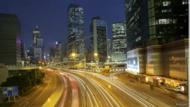 抗议最后一个主要的场地金钟已被清理