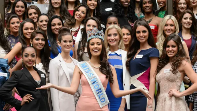 Porno tuzoq va titty bola Porno yigit mehribon qiz bilan