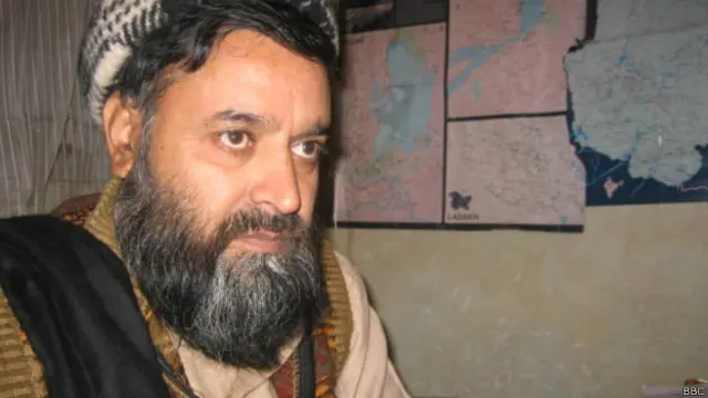 شکیل بخشی کہتے ہیں کہ سنہ 1987 میں علیحدگی پسندوں کے سیاسی اتحاد نے بیشتر نشستیں جیت لیں اور غلط اعلان کے ذریعہ انھیں ناکام قرار دیا گیا۔ اُس غلط اعلان نے کشمیر میں بندوق کو مدعو کیا