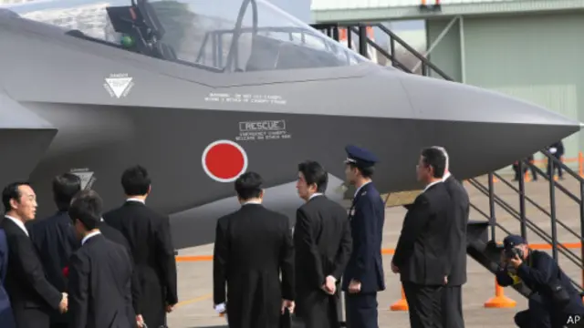 安倍表示將完善解禁集體自衛權後的安保相關法