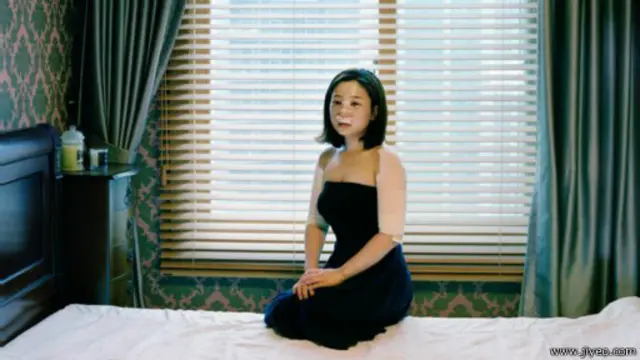 Sejumlah korban bedah plastik menggugat ke pengadilan.