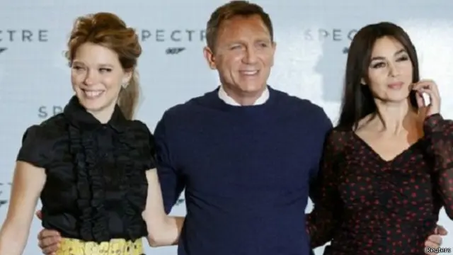 الممثلة ليا سيدو (يسار الصورة) ومونيكا بيلوتشي ستنضمان إلى فريق العمل في فيلم سبكتر بجانب دانييل كريغ