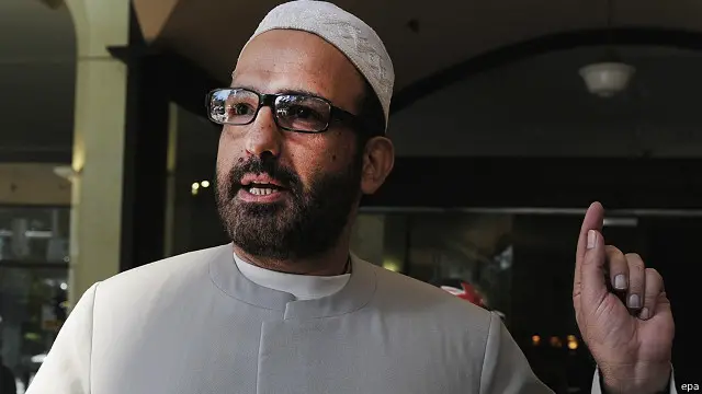 لم تجد الشرطة أية صلات حتى الان بين مؤنس وتنظيمات جهادية