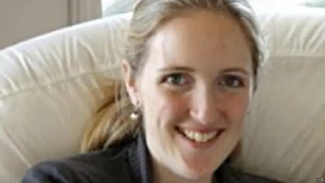 Bà Katrina Dawson bị trúng sáu mảnh đạn