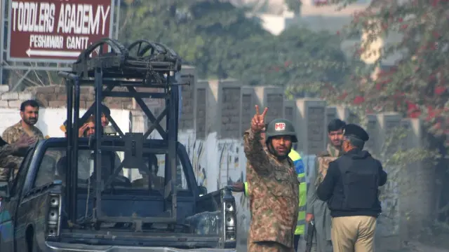 دو برس پہلے تک 16 دسمبر سنہ 1971  کو عمومی سطح پر پاکستانی تاریخ کے عظیم سانحے کے طور پر گنا جاتا تھا لیکن اب آرمی پبلک سکول والا 16 آنے والے کئی برس تک عظیم سانحے کے طور پر یاد رکھا جائے گا