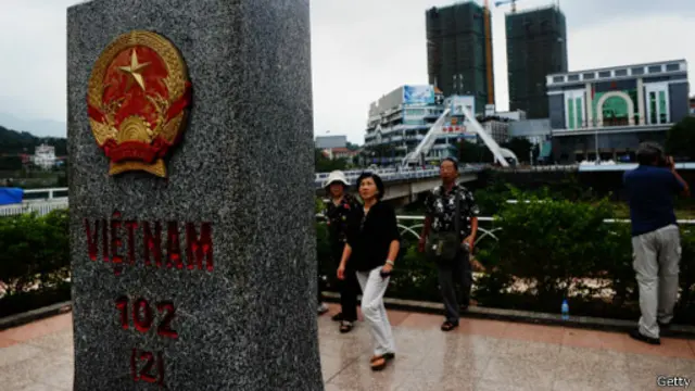 在今年五月越南发生反华骚乱后，中国游客前往越南人数减少。