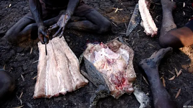 ऑस्ट्रेलिया के मूल निवासी, घड़ियालों के शिकारी