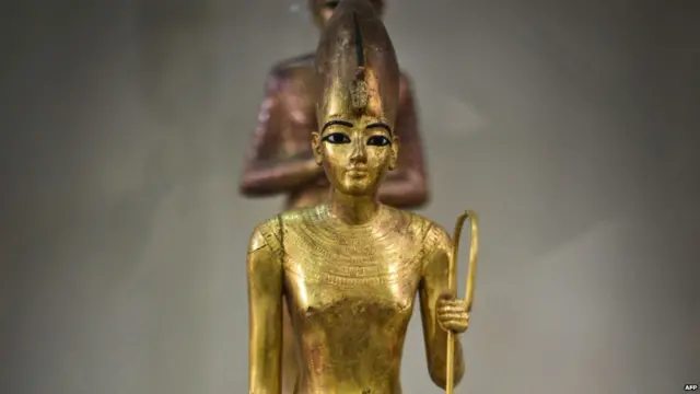 كان اكتشاف مقبرة توت عنخ آمون حدثا أثريا مهما في القرن العشرين.