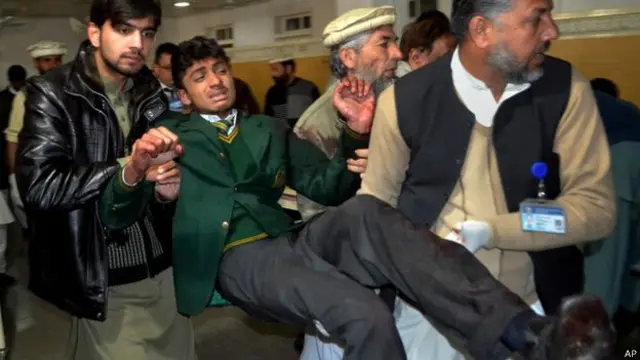 पेशावर स्कूल हमला