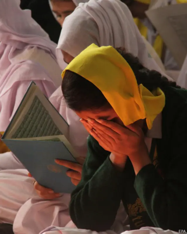 ملک بھی آرمی پببلک سکول کی شاخوں میں دعائیہ تقریبات منعقد کی گئیں۔