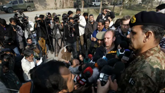 पाकिस्तान, आर्मी पब्लिक स्कूल हमला, मेजर जनरल असीम बाजवा