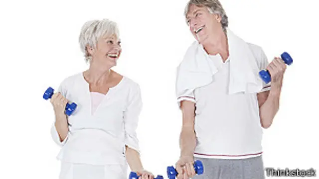 Pareja haciendo ejercicio