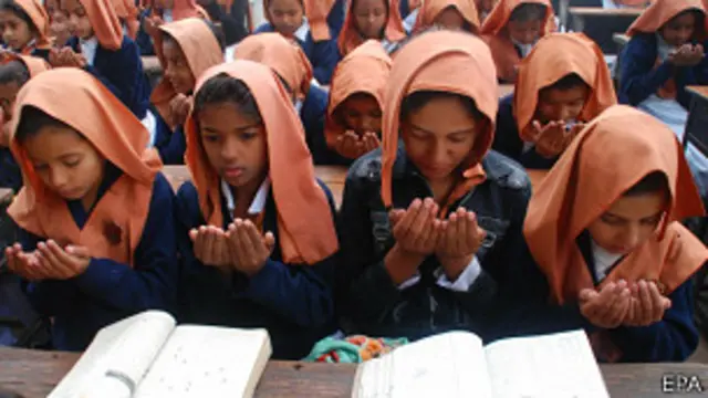 पाकिस्तान, पेशावर हमला, प्रार्थना