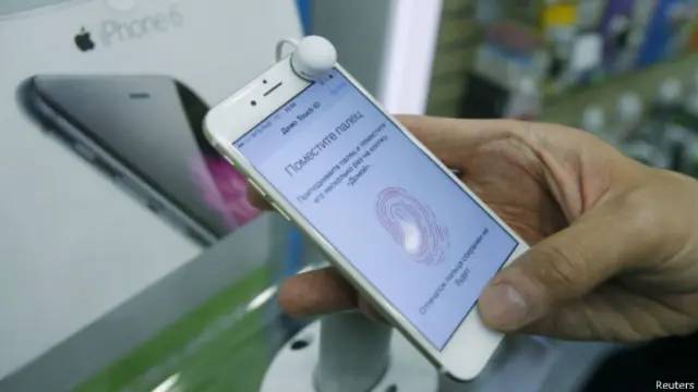 Apple dejó de vender Iphones y Ipods online en Rusia.