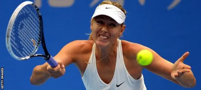 Muchos jugadores como María Sharapova asumen una serie de rutinas para ayudar a mantener la concentración.