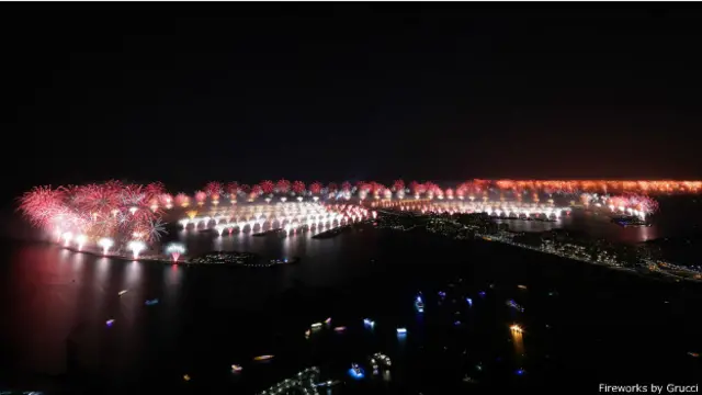 Fuegos artificiales en Dubai