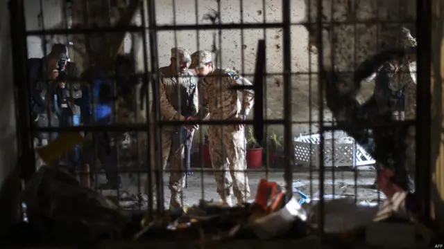 پاکستان کے وزیراعظم نواز شریف نے بدھ کو پشاور میں پارلیمانی کانفرنس سے خطاب کرتے ہوئے کہا کہ پسندی کے خلاف کارروائیوں میں کسی بھی سطح پر اچھے اور برے طالبان کی کوئی تمیز روا نہیں رکھی جائے گی اور جب تک ایک بھی دہشت گرد باقی ہے یہ جنگ جاری رہے گی۔