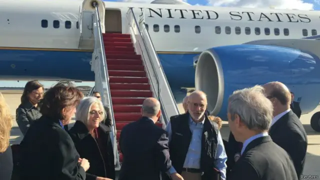 Алан Гросс прибув до США на борту урядового літака