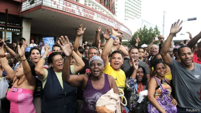 استقبال مردم هاوانا از تصمیم آمریکا و کوبا برای برقراری روابط