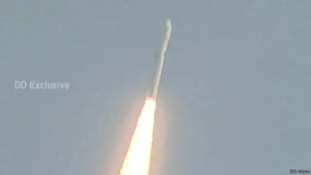 یہ 630 ٹن وزنی سٹیلائٹ جنوبی ریاست آندھرا پردیش کے علاقے سری ہری کوٹا سے جمعرات کی صبح لانچ کیا گیا