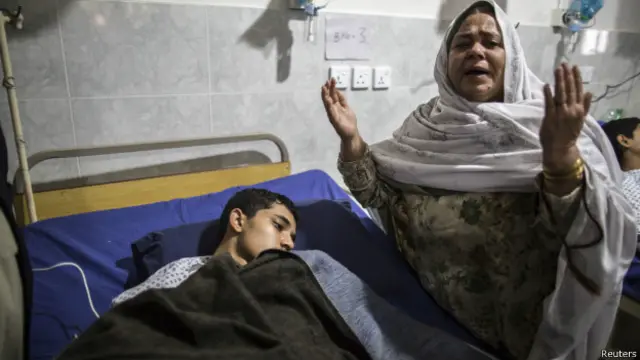 دہشت گردی اور انتہا پسندی کے خلاف یہ جنگ ہماری جنگ ہے: نواز شریف