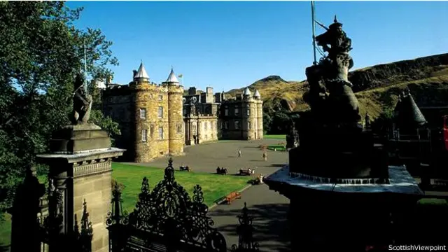 हॉलीरूड हाउस