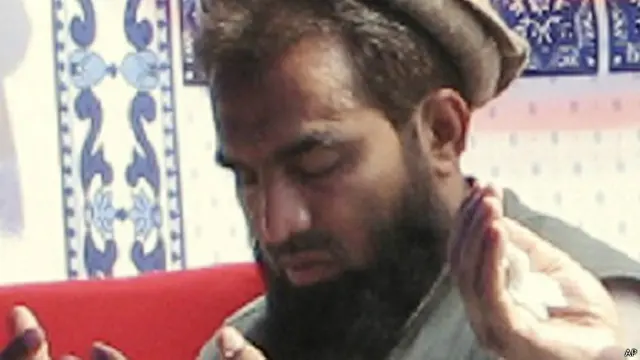 لخفي كان محتجزا في باكستان منذ عام 2008 على خلفية هجمات مومباي