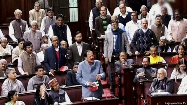 حکومت کی قانون سازی کا ایجنڈا متاثر ہوا ہے