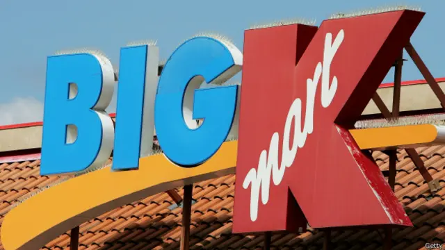Fachada de la tienda KMart