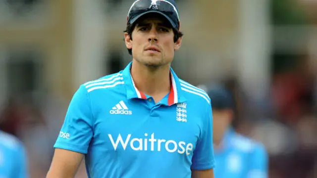 ایلسٹر کک نے انگلینڈ کی جانب سے اب تک 126 ٹیسٹ میچ کھیلے ہیں