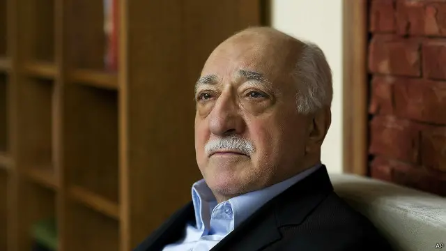 بازدداشت شدگان مظنون به ارتباط داشتن با فتح‌الله گولن هستند