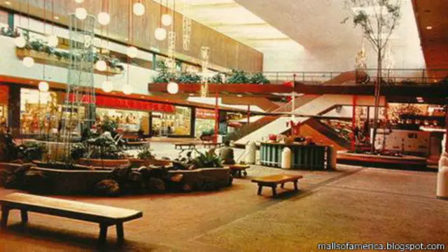 Southdale Center, em Edina, Minnesota