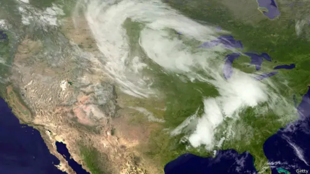 Торнадо над США