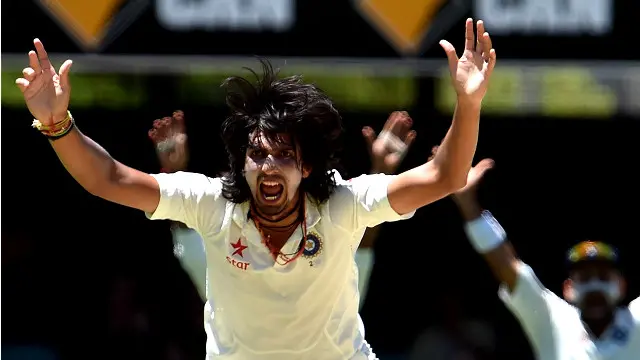 ایشانت شرما نے بھارتی ٹیم کو دوسری اننگز کے آغاز میں ہی کامیابی دلوائی