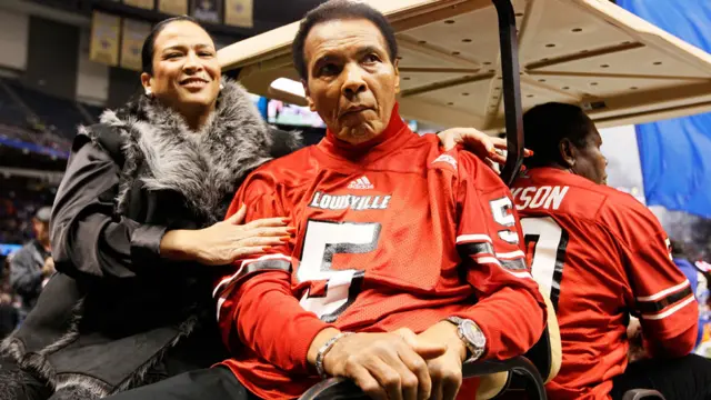 Alí y Leonnie en el Superdome Mercedes Benz en Luisiana. Foto: Getty