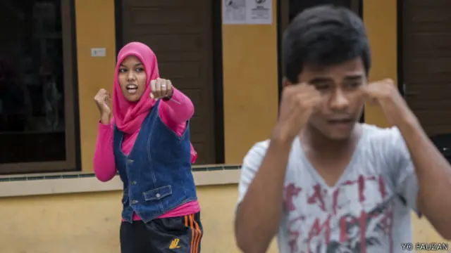 Mawardah bercita-cita menjadi wartawan setelah mendapat beasiswa kuliah ke Amerika Serikat. 