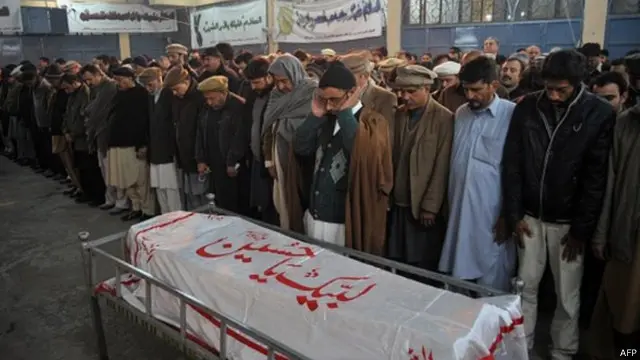 عشرات المراسم أقيمت لتشييع جثامين ضحايا المذبحة