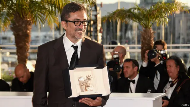 Нури Джейлан с Золотой Пальмовой ветвью на фестивале в Канне