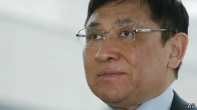 रेमंड वॉक