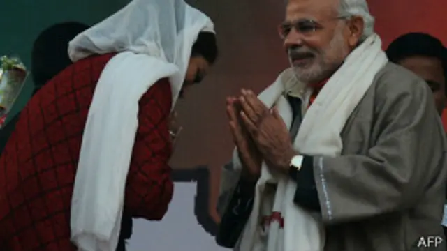 हिना भट्ट, नरेंद्र मोदी