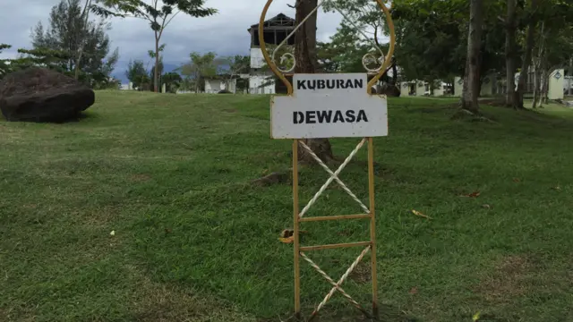 Kuburan massal Elee Lheue