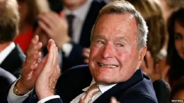 تولى بوش الأب الرئاسة الأمريكية في الفترة بين 1989 و 1993 .