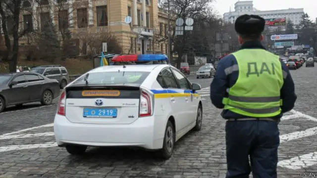 Нових працівників ДАІ одягнуть у нову форму та дадуть високі зарплати