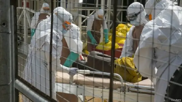 قال بيتر بيوت إن تطوير لقاح مضاد للفيروس أمر معقد لكن يجب الاستمرار فيه.