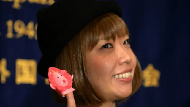 ස්ත්‍රී ලිංග හැඩය ගත් කුඩා ඔරුවක ආකෘතිය ඉගරෂි ප්‍රසිද්ධියට පත් කළ නිර්මාණයකි.